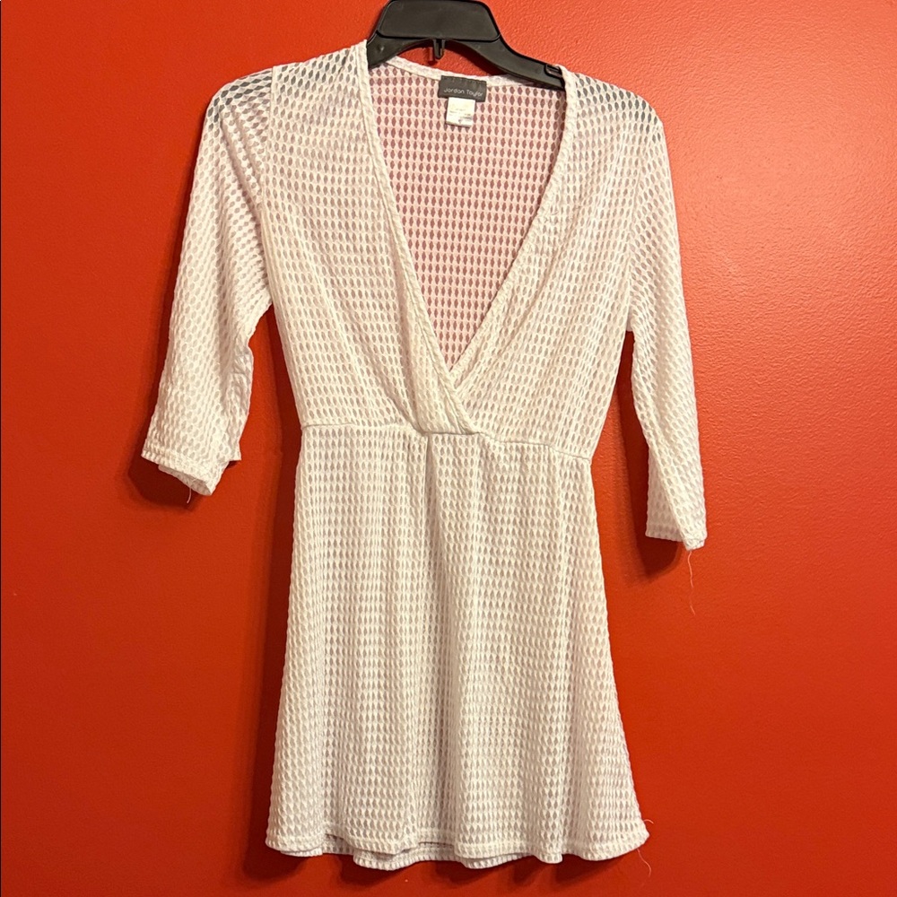 Jordan Taylor White and Pink Knit Top
